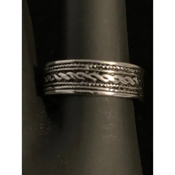 Ornate Silver Tone Band Ring With Braided & Rope Design Signed GR Size 5 (R97) - Picture 1 of 5